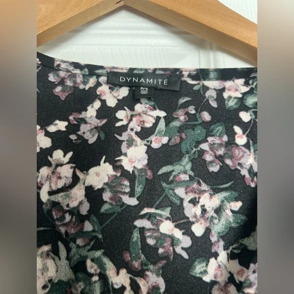 Dynamite Black and Pink Floral Wrap Blouse size S - Picture 2 of 3